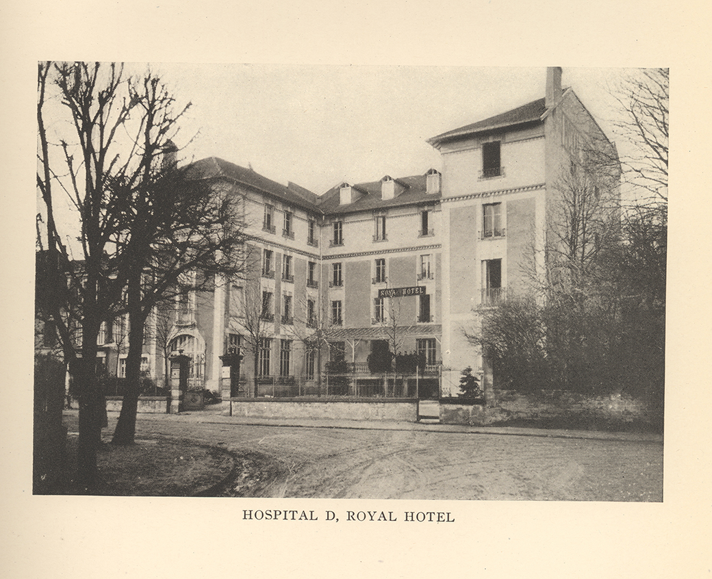 Hospital D, Hotel Royal
